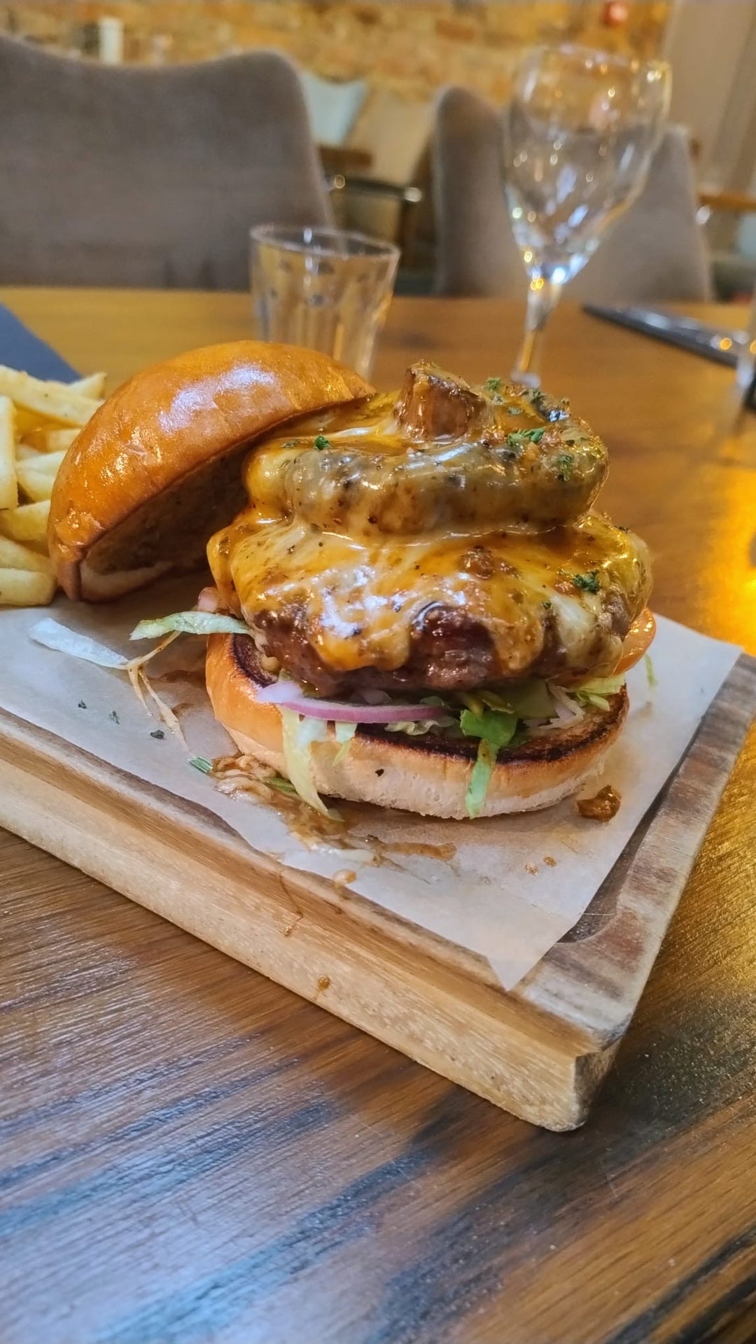 Fumo Ryde – Burger & Beer Midweek Deal for ONLY £20!